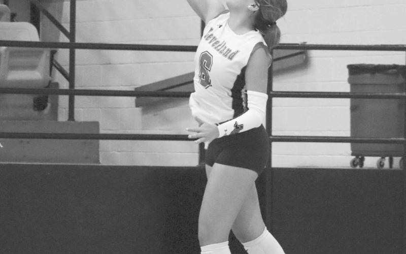 RUNNING START - Levelland Loboette Hailiee Estrada served the ball to the Seminole Maiden defense this past Tuesday on the road in the team’s loss. (Staff photo by Aalijah Soliz)