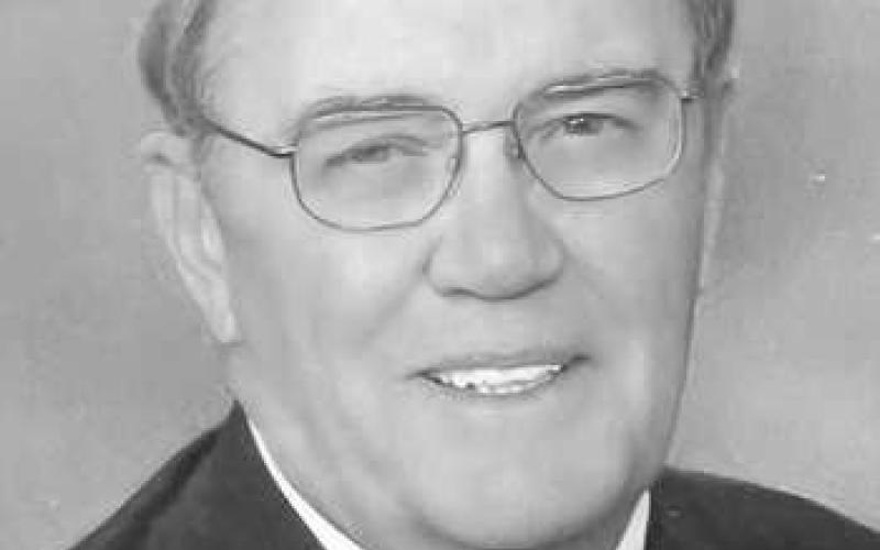 ROBERT (BOB) MARTIN