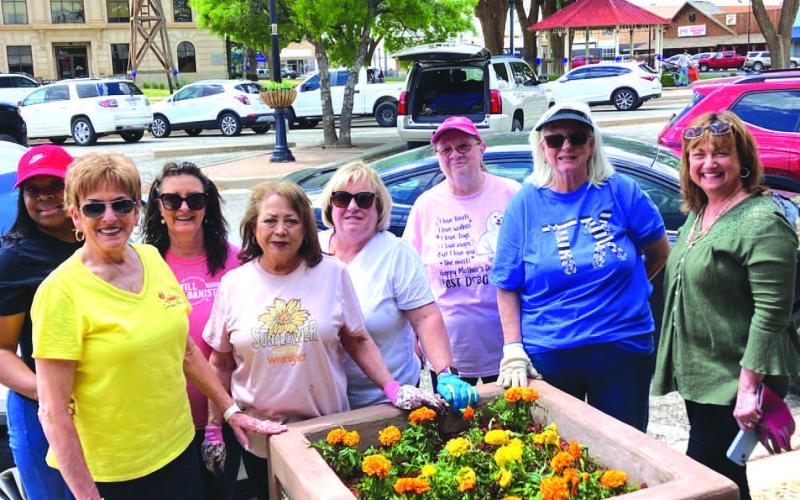 South Plains College receives the Beautify Texas Award