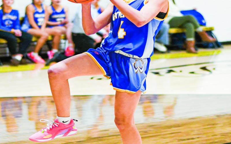 BREAKAWAY SCORE - Whiteface’s Rhaelyn Bracey scores on a breakaway during their district basketball game against Morton this past Tuesday night at Morton High School. (Staff photo by Jentezen Smith)