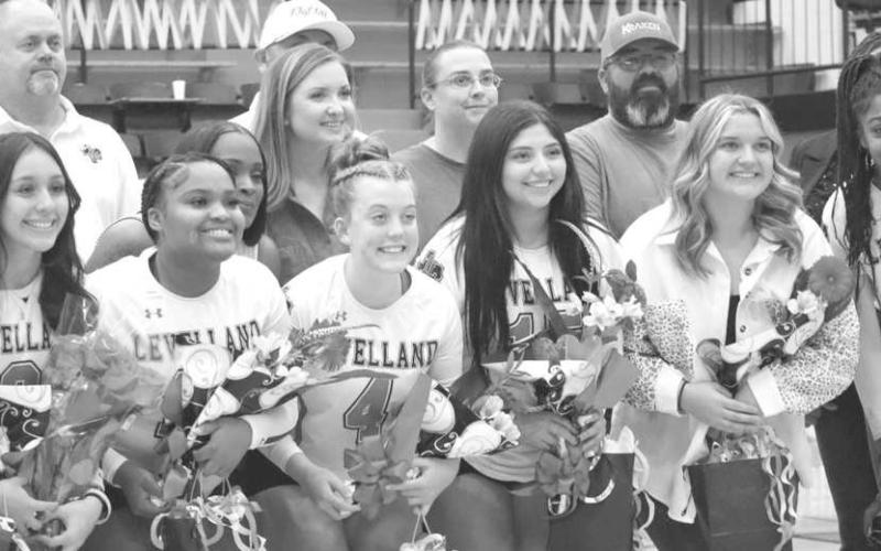 SENIOR GROUP - The Levelland Loboettes had their Senior Night against the Lake View Maidens where the teams swept them in a clean 30 victory. Levelland played Big Spring this past Saturday to extend their lead on the District Title. (Staff photo by Aalijah Soliz)