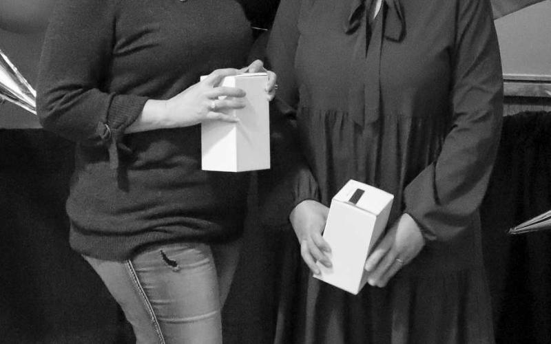 AMAZING JOB LADIES - Hockley County’s Patty Castaneda and Anna Hord were recognized for their 15 years of service during the Hockley County Employee Appreciation Luncheon that was held Thursday. (Staff photo by Myra Guerrero)