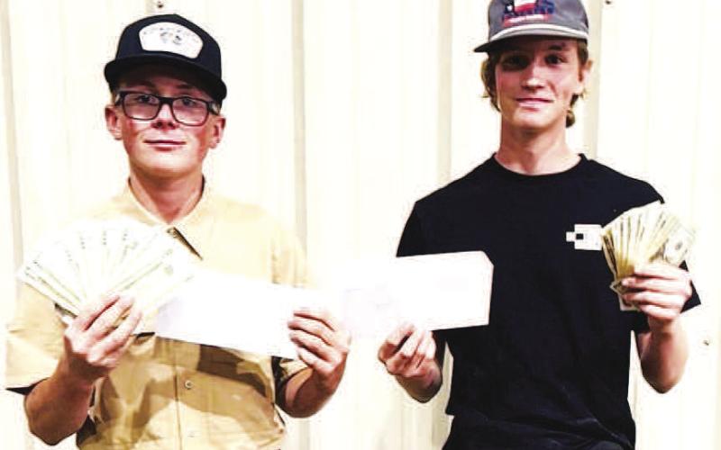 ORIGINALTEAM ROPINGAT THE MALLET EVENT CENTER – Shawn Banman and Seth Teichroeb.