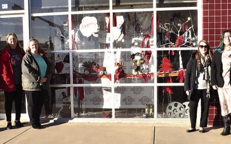 West Texas Christmas window contest winners