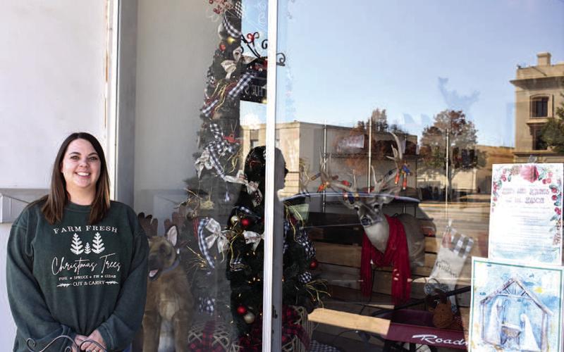 West Texas Christmas window contest winners