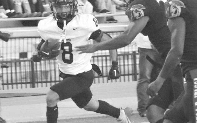 TOUCHDOWN - Levelland Lobo Ricky Rodriguez got around his blockers last Thursday night on the road against the Estacado Matadors. Levelland has a bye week this Friday during district play. (Staff photo by Aalijah Soliz)