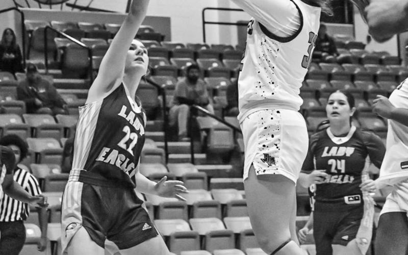 CLOSE SHOT - Levelland Loboette Emery Smith shot the close shot inside the paint during the team’s game against Pecos in the Andrews Tournament. (Staff photo by Aalijah Soliz)