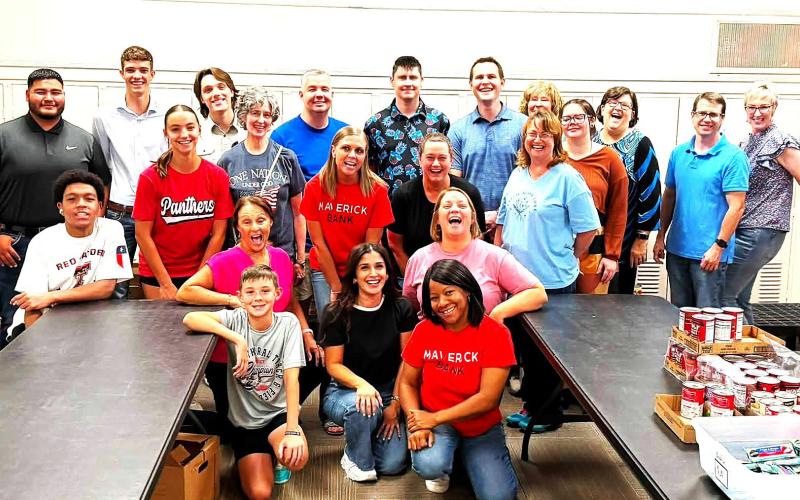 Bill’s Backpacks saw a full crew of volunteers last Monday and put together 600 bags. Volunteers from Maverick Bank, NHS, Covenant and College Ave. Baptist Church got the job done in 39 minutes.