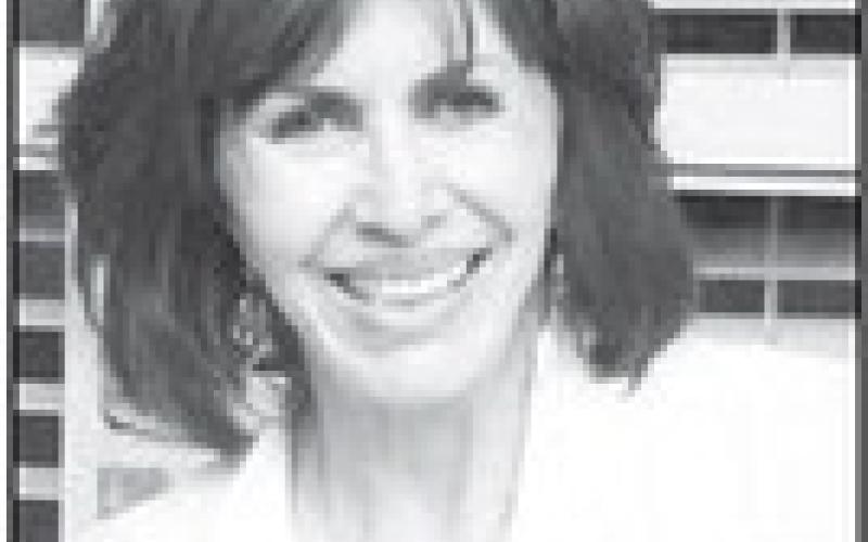 LINDA ROBERTS