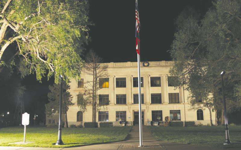 FIRST PLACE PHOTO - Randy Coffman won first place in the Keep Levelland Beautiful Photo Contest with a photo he took of the Hockley County Courthouse and all its beauty in the night lights. Coffman received a gift card courtesy of Walmart. (Photo courtesy of Randy Coffman)