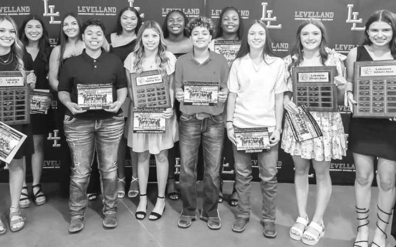 LOBOETTE HOOPS - Levelland High School held their annual athletic banquet ceremony Monday at the Mallet Event Center and Arena. The following players earned awards: MVP Emery Smith, Offensive MVP Presley Smith, Defensive MVP Leilani Sanchez and Fighting Heart Mia Morin and Kaylee Penner. (Photo courtesy of Cristal Isaacks)
