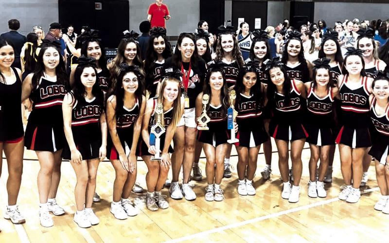 LHS Cheers in New School Year