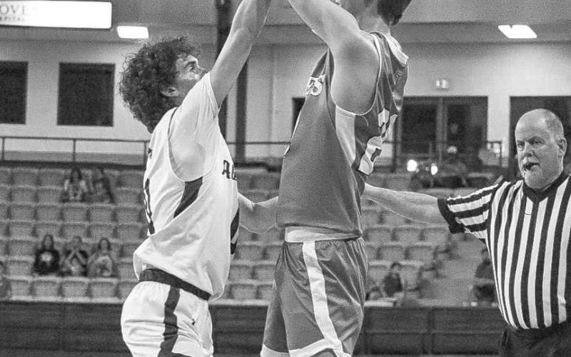 TOO TALL - Ropes Eagle Brennan Bearden scanned the defense, looking for the pass during the team’s game at the SPC Texan Dome. (Staff photo by Aalijah Soliz)