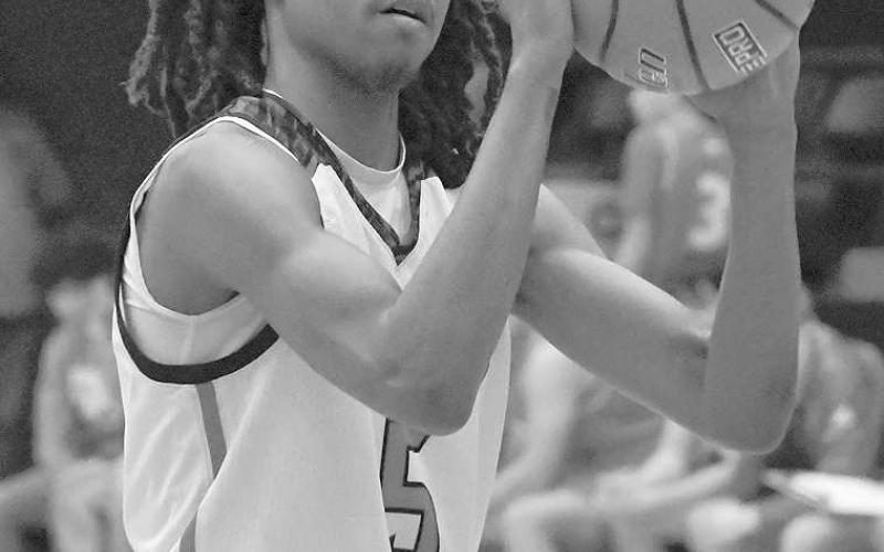 LONE STAR AWARD- LHS Boys Basketball Coach Parker Hicks shared that Senior Taeshaun Jones was voted in as the Lone Star Athlete of the Week right before Christmas. Jones scored 18 points in a district win against Denver City. Jones received half of the votes for Lone Star Athlete of the Week. (Photo Courtesy of Cristal Isaacks)