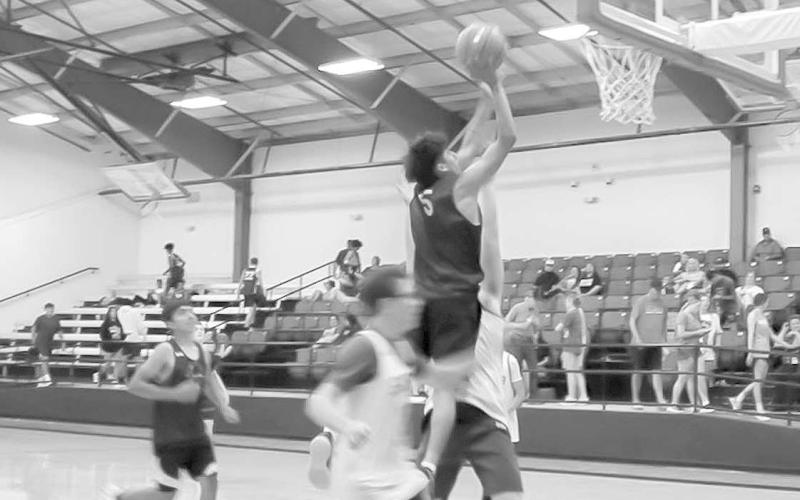 Lil Dribblers host monthly meeting