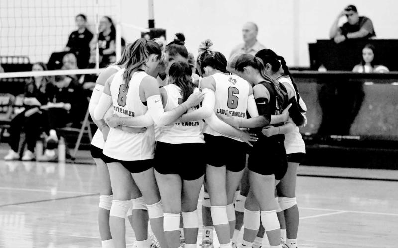 HUDDLE UP – The Ropes Lady Eagles volleyball team huddled up before their match against Sterling City on August 12. The Lady Eagles hosted Sterling City to kick off the season. (Staff photo by Jentezen Smith)