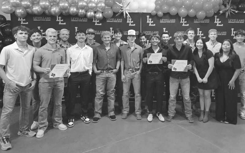 LOBO BASEBALL - Rusty Johnson earned Silver Slugger, Noah Tienda earned Offensive MVP, Anson McMahan earned Defensive MVP, Danny Ochoa earned Fighting Heart, Jake Potter earned Newcomer and Tyler Pemberton earned Golden Glove award. Pictured above is the team along with the managers. (Photo courtesy of Levelland ISD)