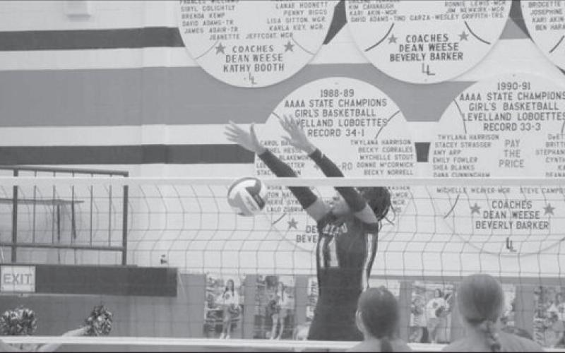 HARD SHOTS - Levelland Loboette athlete Tanaesia Brackens led the game and her team in blocks with four on the night as she made it tough for the Brownfield Cubs to get any momentum going. (Staff photo by Aalijah Soliz)