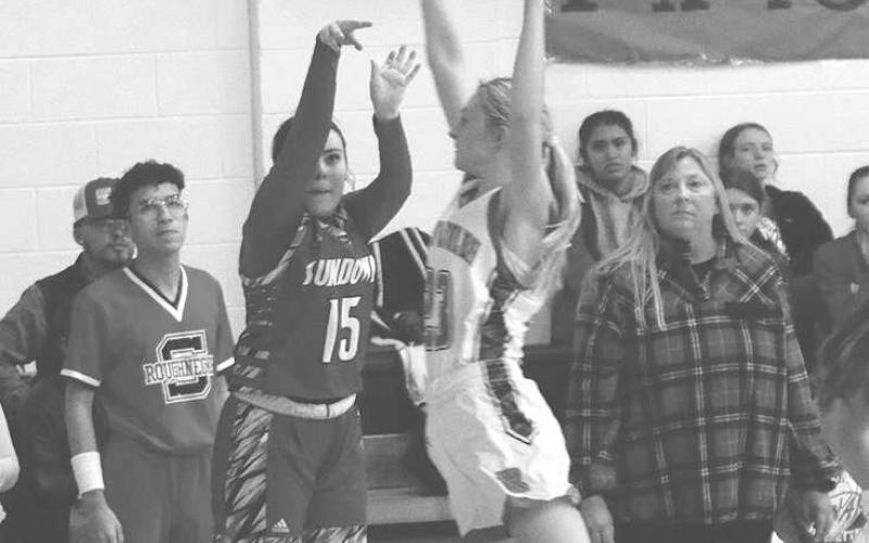 Lady Eagles soar against Roughettes