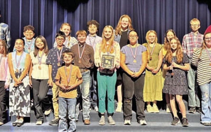 SUNDOWN MS ONE-ACT PLAY- The Sundown Middle School One-Act Play earned a bronze medal at the District UIL One-Act Play competition held in Sundown headed up by Jonna Evans, Martha Buchanan and Hunter Stanley. (Sundown ISD photo)