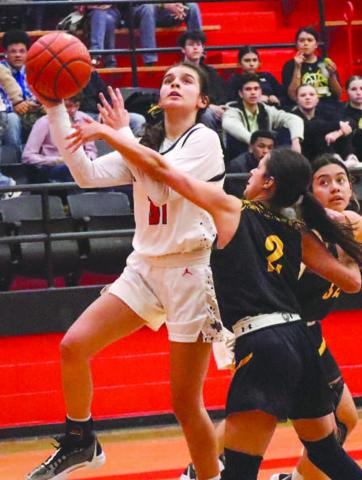Levelland beats Snyder in comeback win