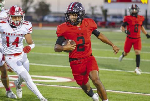 INTERCEPTION - Levelland Lobo Noah Tienda intercepted the ball against Perryton this past Friday at home during the team’s district matchup. (Staff photo by Dom Puente)