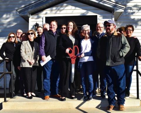 City of Sundown celebrates newly rennovated library