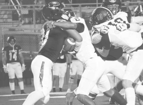 SECURE TACKLING - Levelland Lobo Noah Tienda stopped the Pecos ballcarrier last Friday during the team’s road win against the Eagles. (Staff photo by Aalijah Soliz)