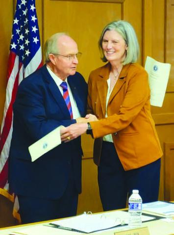NEW REGENT ADDITON - During Thursday’s South Plains College Board of Regents meeting, Chairman Mike Box administered the Oath of Office to Cathy Mitchell. A story covering the regents meeting will be in Wednesday’s issue. (Staff photo by Dom Puente)