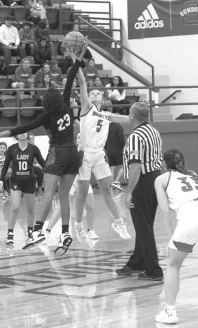SEASON STARTS NOW- Aslyn Lara tipped off the 2022-23 season for the Sundown Roughettes at home against Floydada. The Roughettes defeated Floydada, 49-36. The Roughettes face Denver City on the road, Tuesday, November 15th. (Photo Courtesy of Chris Bratcher)