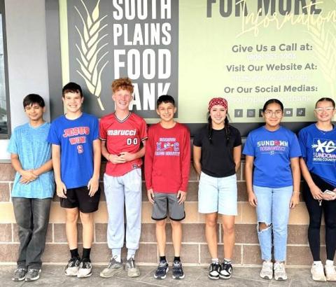 Sundown XC Volunteers - Coaches Dakotah Watson and April Berry took several of the Sundown cross country athletes to volunteer at the South Plains Food Bank. The Food Bank coordinator praised them for how much they were able to accomplish, how attentive they were, and the respect they showed throughout their entire volunteer shift.