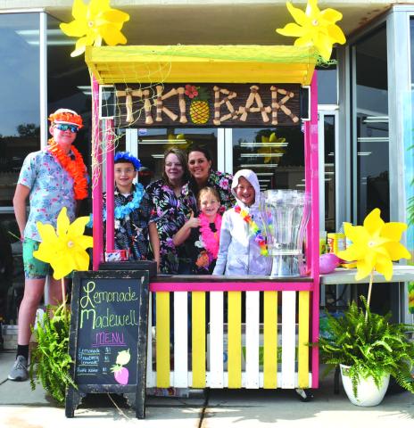 TIKI BAR - The Tiki Bar participated in the Lemonade Day event hosted by the Levelland Main Street Program in downtown Levelland. Pictured in no particular order are: Jamie Madeell, Diane Goodman, Jayton Mcdeell, Jerrett Mcdeell, Jacely Madeell and David Escobar. (Staff photo by Emily Campos)