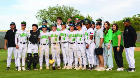 CO-DISTRICT CHAMPS— The Ropes Eagles won the Co-District Championship after beating Tahoka this past Friday at home. (Staff photo by Eric Venkatesan) ( See pg. 5 “Ropes run rules Tahoka”)