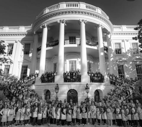 WHITE HOUSE DECORATIONS - Levelland ISD Speech Pathologist, Brittany Richards and her husband Zack were chsen to help decorate the White House for Chirstmas this year. This years theme was “A Season of Peace and Light.” Pictured are the volunteers chosen this year. (Photo courtesy of Brittany &amp; Zack Richards)