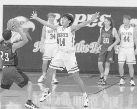 ZONE DEFENSE- The Ropes Eagles downed the visiting Smyer Bobcats 55-31 in UIL high school boys’ basketball action last week. Ropes defender EJ Mendez pressured the ball at the top of the key. (Photo Courtesy of Donovan Martin)