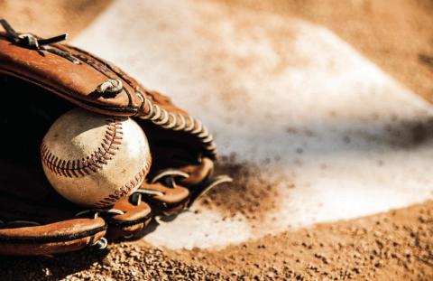 Eagles earn doubleheader sweep over Indians