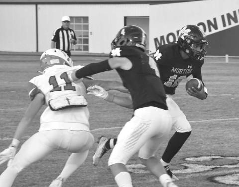 KICK RETURN - Morton’s Brayden Villareal returned a Ropes’ kick-off in a 54-8 home loss, last Friday. Morton will be in Smyer next Friday to compete against the Bobcats while Ropes will host Seagraves. Both games start at 7 p.m. (Staff photo by Jay Kelley)