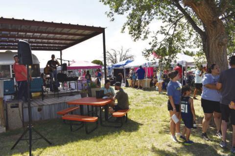 FARMERS MARKET – Vendors and food trucks came out on Saturday for the Levelland Farmers Market. The market had something for everyone including handmade crafts, fresh produce, breads, treats and live music by Reese Payton. (Staff photo)