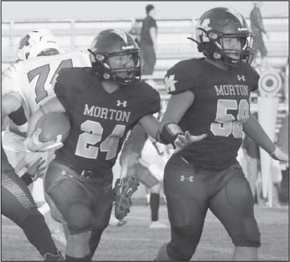 POWER SWEEP - Morton athlete Christain Enriquez had a good run last Friday during the teams homecoming game. (Staff photo by Aalijah Soliz)