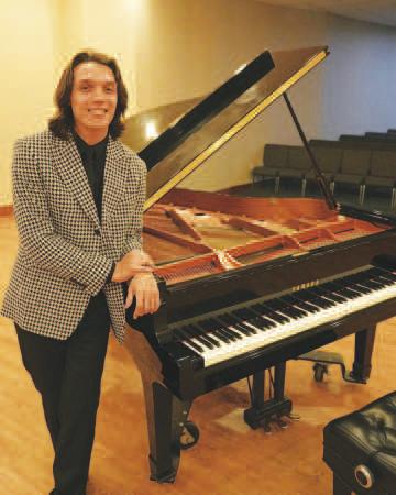 CARNEGIE HALL-- Jonah Sidney Campa-Peters, a South Plains College sophomore music education and performance major from Brownfield, placed second as a pianist in the Fall 2025 American Protégé International Music Talent Competition, earning the opportunity to perform George Gershwin’s “Soon” on May 23 at Carnegie Hall in New York City. (SPC Photo)