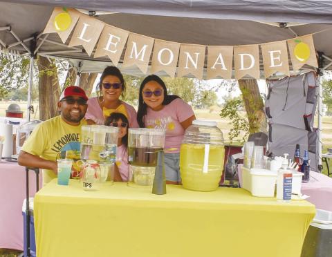 FRESH LEMONADE