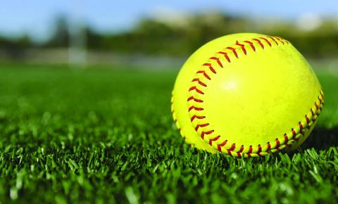 Loboette softball wins opener versus Shallowater, 7-6