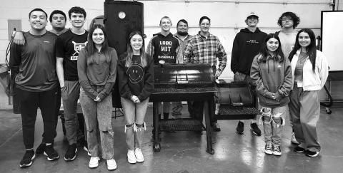 LHS BBQ team members qualify for state