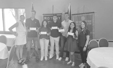 CHECK PRESENTATION