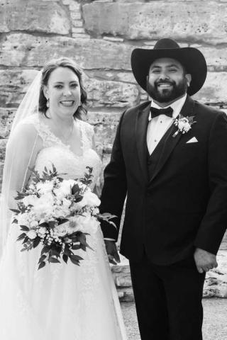 Kimberly Oyler & Ray Rodriguez exchange wedding vows Nov. 18