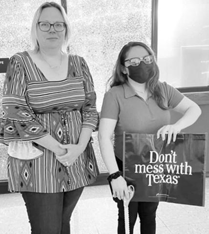 GOLDEN PICKER- Krysta Reyes and SPC Student, won the Golden Picker from the Keep Levelland Beautiful Community Wide Clean-up. She also received a Taco Villa Gift Card and a reusable shopping bag From Don’t Mess with Texas. She found a walker along Highway 114.