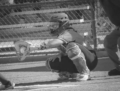Roughettes look past Lockney Lady Horns after four innings