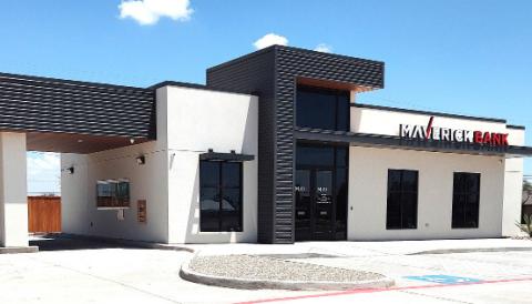 The new home of Maverick Bank is nearing completion on Ave. H after months of construction. (staff photo)