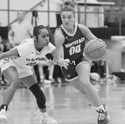 FOCUSED - Whiteface Lady Lope Lainey Sanders drove past her defender during the team’s district game against Seagraves this past Tuesday night. (Photo courtesy of Holly Crutcher)