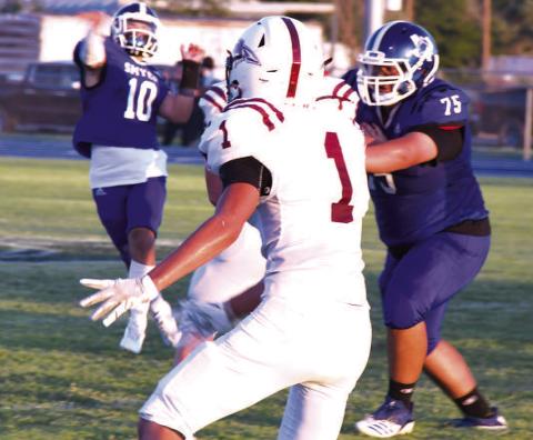 SMYER QB- Peyton Casillas went 14-for-24 for 162 yards and two touchdowns for the Smyer Bobcats in a 24-18 home loss to the Ralls Jackrabbits last Friday in UIL high school 11-man football action. The Bobcats traveled to Floydada Friday. (Photo Courtesy of Jay Kelley)